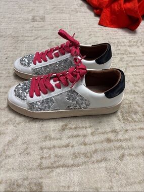 White Sneakers with Silver Sequin Star and Pink Laces